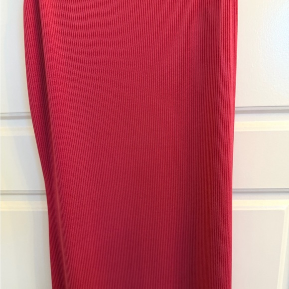 Elegant Pink Sleeveless ribbed Maxi Dress - Picture 5 of 5